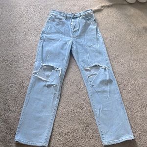 local boutique jeans! Super comfy and the two rips on knee make them stand out!